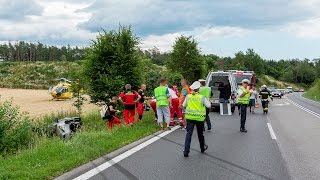 Fahrzeuglenkerin bei Unfall auf der B37 verletzt [upl. by Akenot]