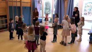 KITA UND MUSIKSCHULE  Kinder entdecken die Musik [upl. by Nairahcaz854]