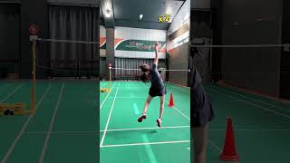 How to practice cross arm smashes in badminton badminton badmintonlovers badmintonplayer [upl. by Wahlstrom]