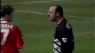 Bruce Grobbelaar vs Steve McManaman [upl. by Ihskaneem]