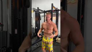 This quotWarm Upquot Will Get You a Some Shredded Abs Sit Ups on Decline Bench [upl. by Odo58]