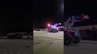 Tractors 🚜 christmas lights chrismaslights tractor uk nuneaton [upl. by Halli]