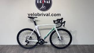 Bianchi Oltre XR3 CV Disc Ultegra Di2 [upl. by Maxantia]