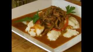 Boeuf Stroganow z kluskami francuskimi [upl. by Solange]