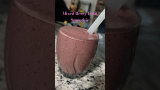 Fruit Smoothie with Greek Yogurt and Almond Milk fruitsmoothies almondmilk smoothie magicbullet [upl. by Nomla]