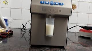 Lactoscan Milk Analyzer Demonstration [upl. by Rebliw]