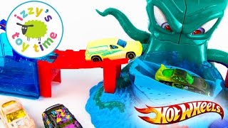 Cars  Hot Wheels Color Shifters OctoBattle Playset  Fun Toy Cars [upl. by Ahsillek]