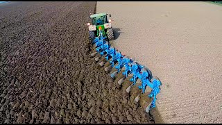 Ploughing w John Deere 8360R amp 9 furrow Lemken Diamant 12  ERF BV  Pflügen [upl. by Akirehc609]