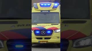 duimpje A1 Otaris Ambulance 04121 Kampen met spoed onderweg naar het Isalaziekenhuis [upl. by Baggott]