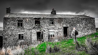 Abandoned Eerie Farm Found In the Middle of a Field [upl. by Whitehurst]