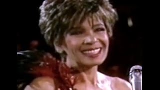 Shirley Bassey  SOMETHING 1987 Live in Berlin [upl. by Hotchkiss]