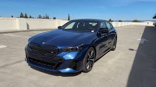 Tour the 2024 i5 M60 in Phytonic Blue  4K [upl. by Yemiaj581]