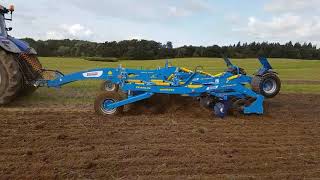 agrotechnic Wüstenberg Vorführung mit Farmet Triolent 470 PS und New Holland T 7270 [upl. by Nhepets]