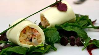 Canneloni van witte chocolade met kreeftsalade [upl. by Peter]