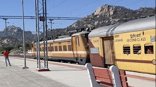 Shri Ganganagar  BDTS Aravali Express Skipping Amarpura Station at MPS 100 kmph [upl. by Helfant]