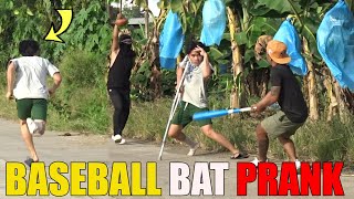 Baseball bat Prank  Sa subrang takot naka takbo ang pilay [upl. by Onurb]