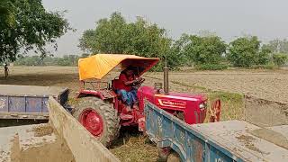 Mahindra 275 Mati loading jabardast JCB mein video [upl. by Stark]