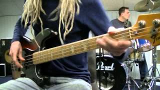 Thumb amp Fingerstyle Funk Rock Bass amp Drum Grooves [upl. by Stevy573]