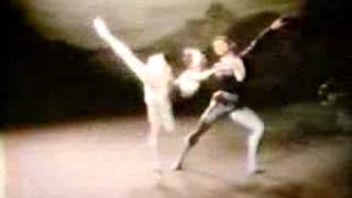 Swan Lake pas de deux Adagio 2 act Natalia Makarova Michel Denard [upl. by Swords]