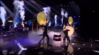 Imagine Dragons  Demons  Radioactive American Music Awards 2013 [upl. by Arnaldo]