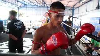 Reclusos de una cárcel de Bangkok encuentran en el muay thai su futuro [upl. by Noni790]