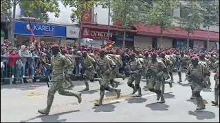 Brigada de fusileros paracaidista quotDel Cielo a la Misión 🇲🇽 [upl. by Kcirdek330]