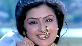 Sapney Mein  Moushumi Chatterjee Mahananda Song [upl. by Coral]