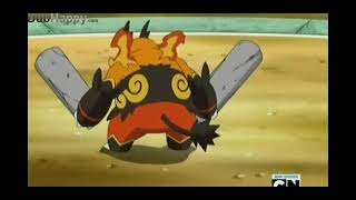 Emboar throwing Pillars on Conkeldurr [upl. by Ymmac934]