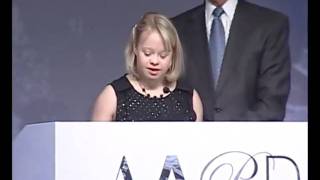 Lauren Potter accepts AAPD Image Award for cast of Glee [upl. by Ariela]