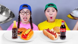 REAL FOOD VS GUMMY CHOCOLATE FOOD CHALLENGE 젤리 초콜릿 챌린지 DONA 도나 [upl. by Sabba]