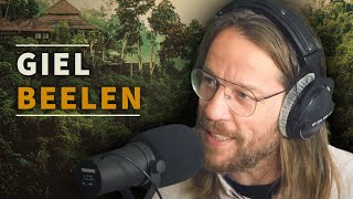 Giel Beelen  De DJ die zijn eigen frequentie vond  Helden en Hordes [upl. by Darach]