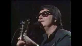 Roy Orbison  Only The Lonely Live  Austin City Limits 1982 [upl. by Bevash]