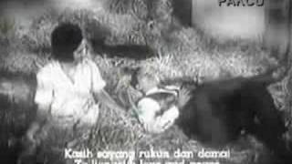 Sedangkan Lidah Lagi Tergigit P Ramlee amp Saloma [upl. by Lateh904]