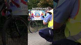 Tödlicher Unfall Lkw erfasst Radfahrer in Dresden [upl. by Mcgaw]