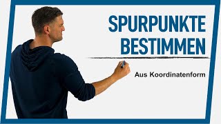 Spurpunkte aus Koordinatenform bestimmen  Mathe by Daniel Jung [upl. by Eseerehs492]