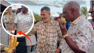 President Ruto buys Mahindi Choma at 100K from Mombasa Vendor at Mama Ngina Drive [upl. by Kiele322]