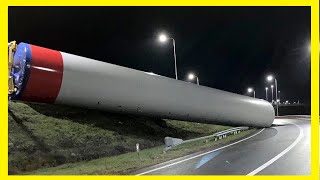 Windmolen valt op snelweg bij Apeldoorn afhandeling  RWSverkeersinfo [upl. by Adnohser802]