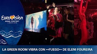 FUEGO Así se ha vivido la actuación de Eleni Foureira en la green room [upl. by Enehpets477]