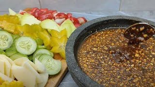 RUJAK MANGGA  NANAS  JAMBU PAKAI BUMBU KACANG PEDAS MANIS  RUJAK BUAH BIKIN MELEK [upl. by Gabbey]