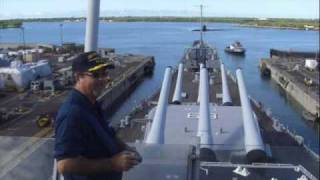 Battleship USS Missouri entering Pearl Harbor drydock [upl. by Tracy]