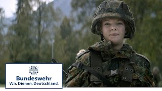 Jobporträt Freiwillig Wehrdienstleistende bei den Gebirgsjägern der Bundeswehr [upl. by Gabriello]