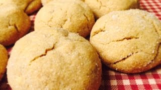 HOW TO MAKE SOFT PEANUT BUTTER COOKIES [upl. by Lomax]