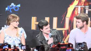 The Hunger Games Mall Tour  Stop 1 Westfield Century City 2012 Jennifer Lawrence Josh Hutcherson [upl. by Welbie]