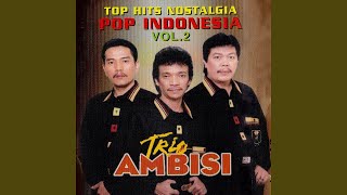 Trio Ambisi  Tangan Tak Sampai Official Lirik Video [upl. by Novihc540]