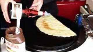 Crêpe Grand Marnier bij mobiele crêperie Les Crêpes Rhenen [upl. by Hogan]