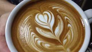 IKECCIS Latte Art quotwing tulipquot 2013107 [upl. by Dubenko]