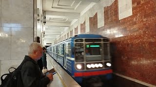 Электропоезд 81717714 quotНомернойquot станция Московская Нижегородский метрополитен 28092024 [upl. by Bergeron]