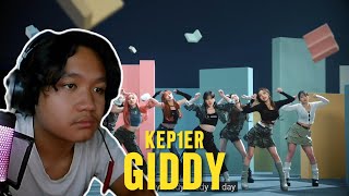 REACTING TO Kep1er 케플러 l Giddy MV [upl. by Damalas994]