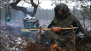 6 DAYS WINTER BUSHCRAFT  ARTISTS CHARCOAL  MULTI SAPLING BOWSAW  SINGLE CANVAS PONCHO SHELTER [upl. by Lyndsay]