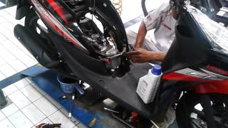 Service Rutin Honda Spacy di AHASS [upl. by Yelyak]